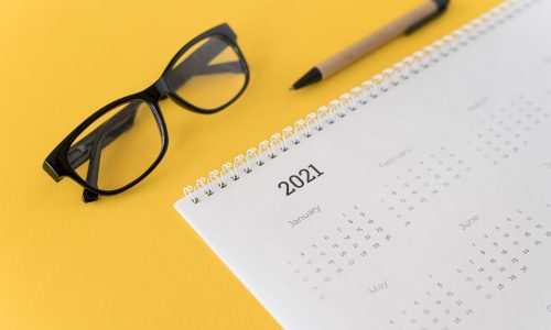 high-view-stationery-2021-calendar-yellow-background